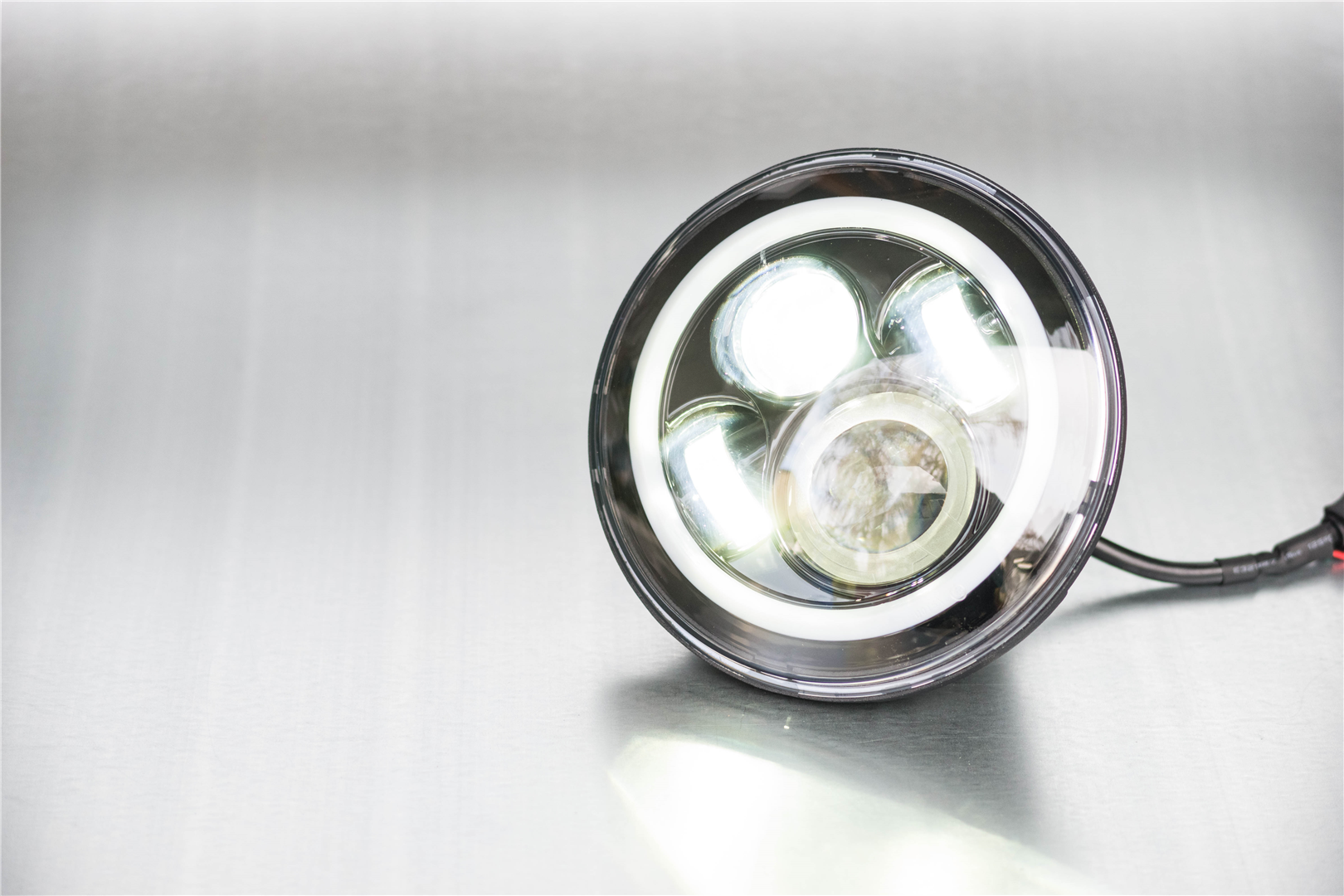 7" Sealed Beam H4 LED Headlight